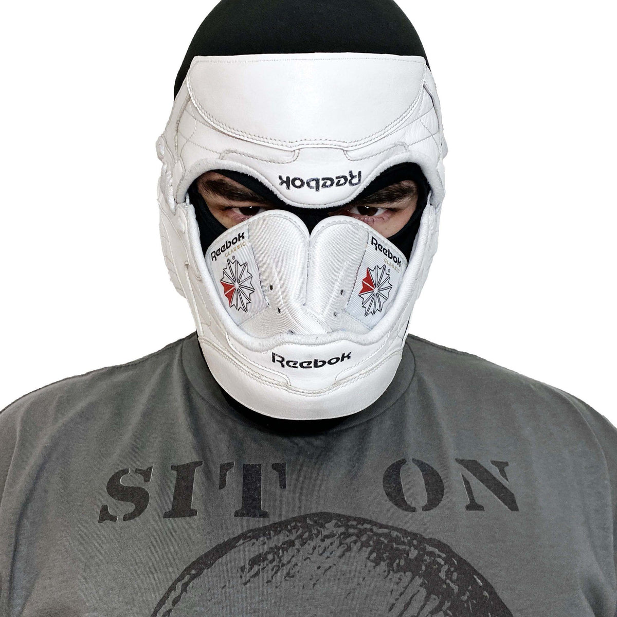 Shoemaker Mask SNEAKERMASK Reebok Classic Mask